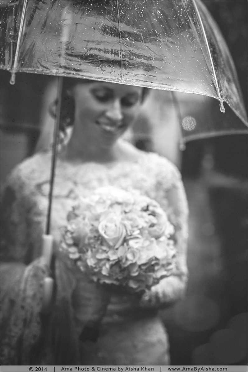 ©2014 | www.AmaByAisha.com | Rainy Day Wedding photography